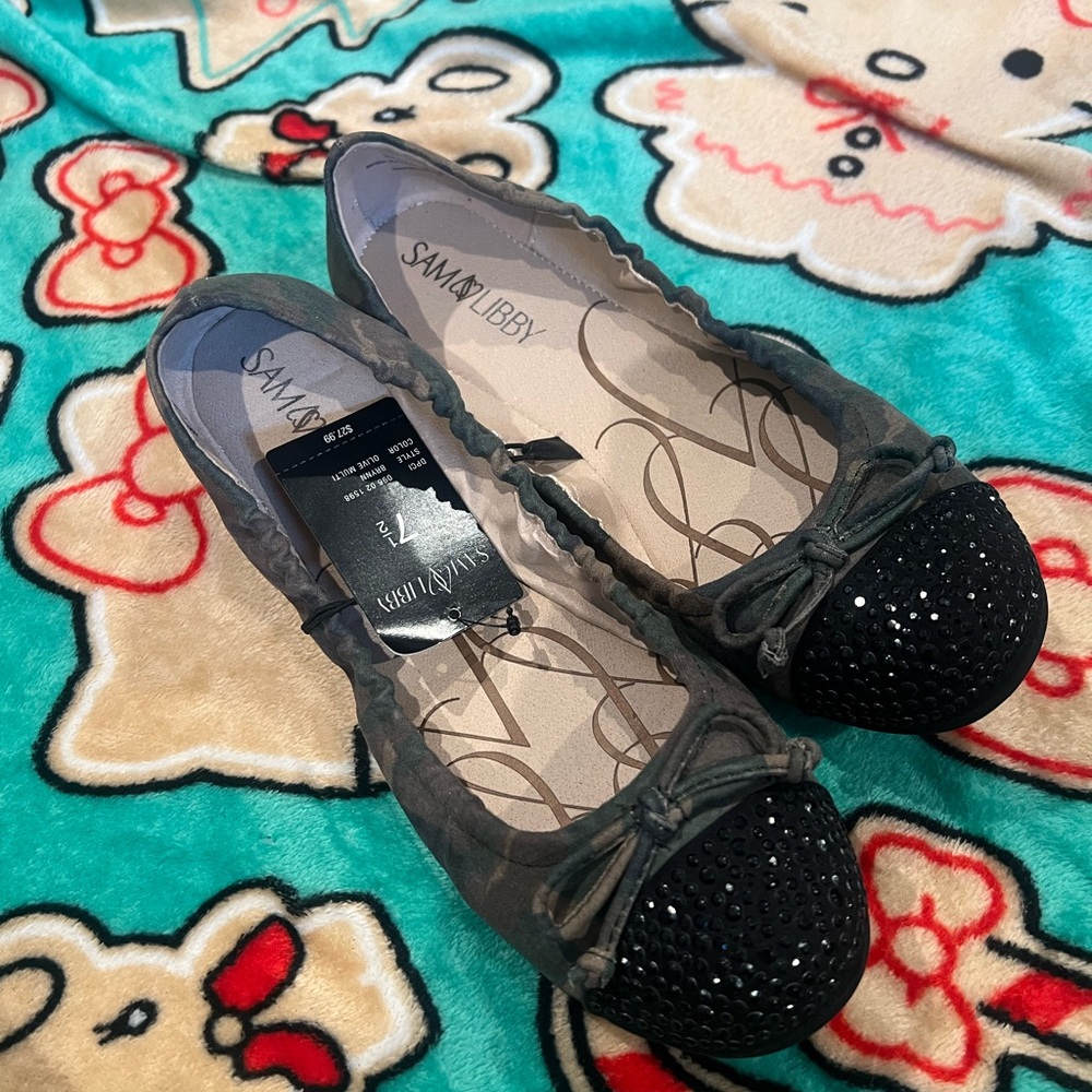 Sam & Libby Black Studded Camo Flats